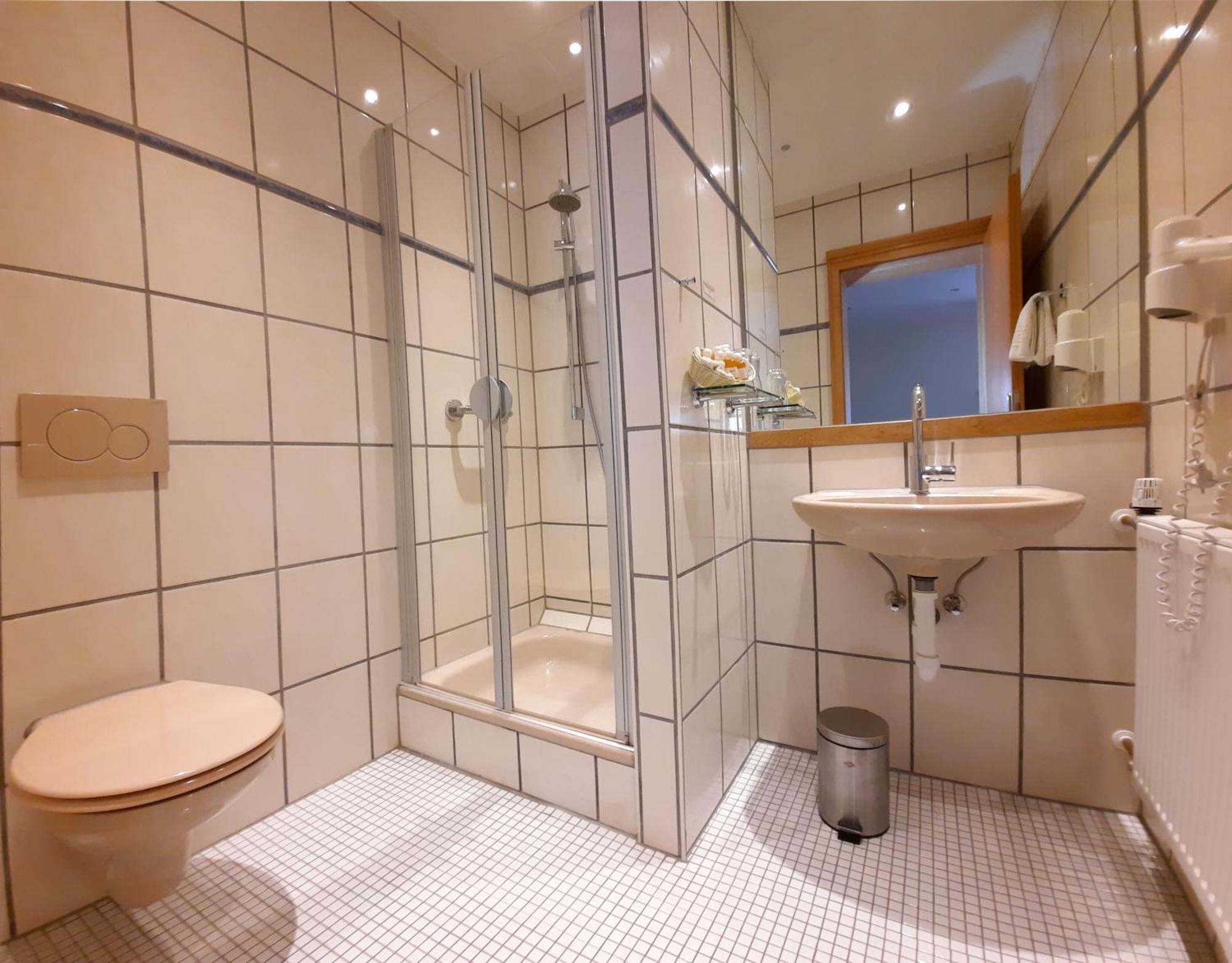 Hotel Vier Spitzen Lauenforde Luaran gambar